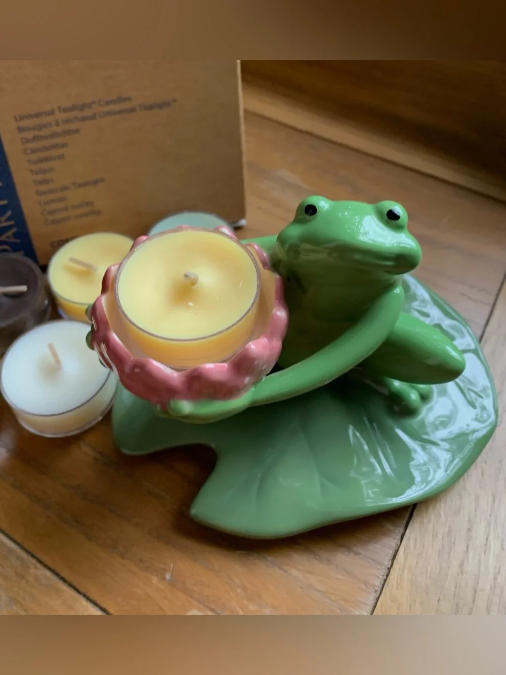 Frog Tealight Holder w/Tealights